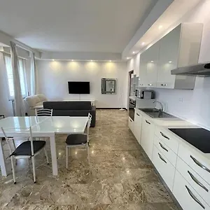 https://the-modern-house.it-lombardy.com